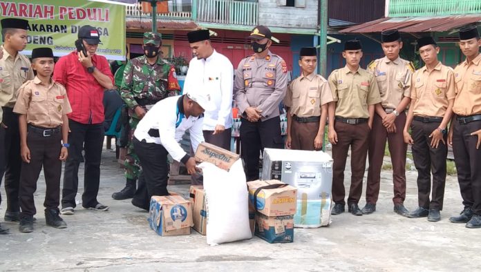 Daarurrahmah Salurkan Bantuan Kepada Korban Kebakaran di Runding