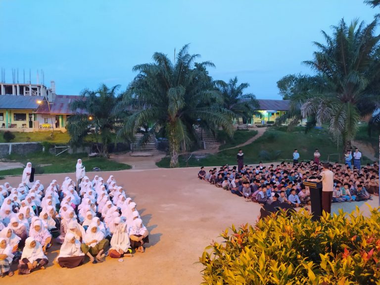 Apel Pembukaan Kegiatan Bahasa Pondok Modern Daarurrahmah Sepadan