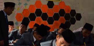INFORMASI PENERIMAAN SANTRI BARU TAHUN AJARAN 2021/ 2022 PONDOK MODERN DAARURRAHMAH SEPADAN INFORMASI PENERIMAAN SANTRI BARU TAHUN AJARAN 2021/ 2022 PONDOK MODERN DAARURRAHMAH SEPADAN